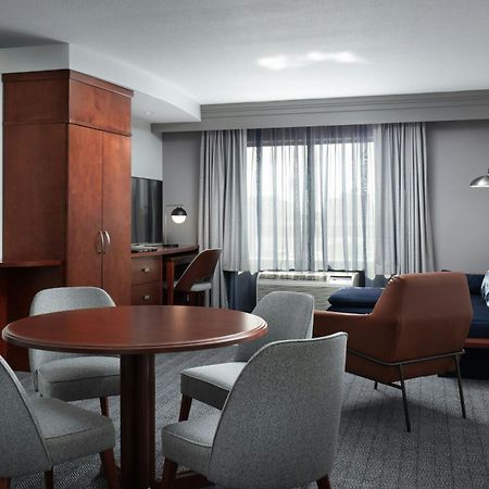 คอร์ตยาร์ด วิชิตา โอลด์ทาวน์ Hotel วิชิต้า ภายนอก รูปภาพ